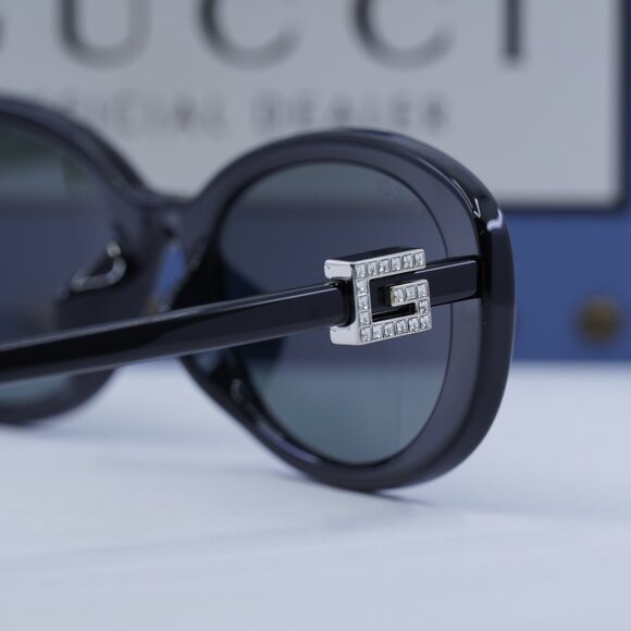 Gucci GG1684SA 002 Oval Sunglasses - Shiny Black/Grey main image 4